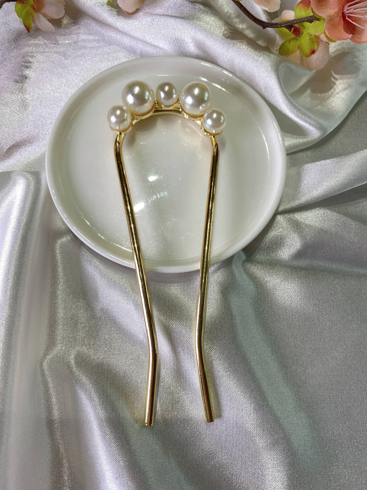 Pearl Hair Slide